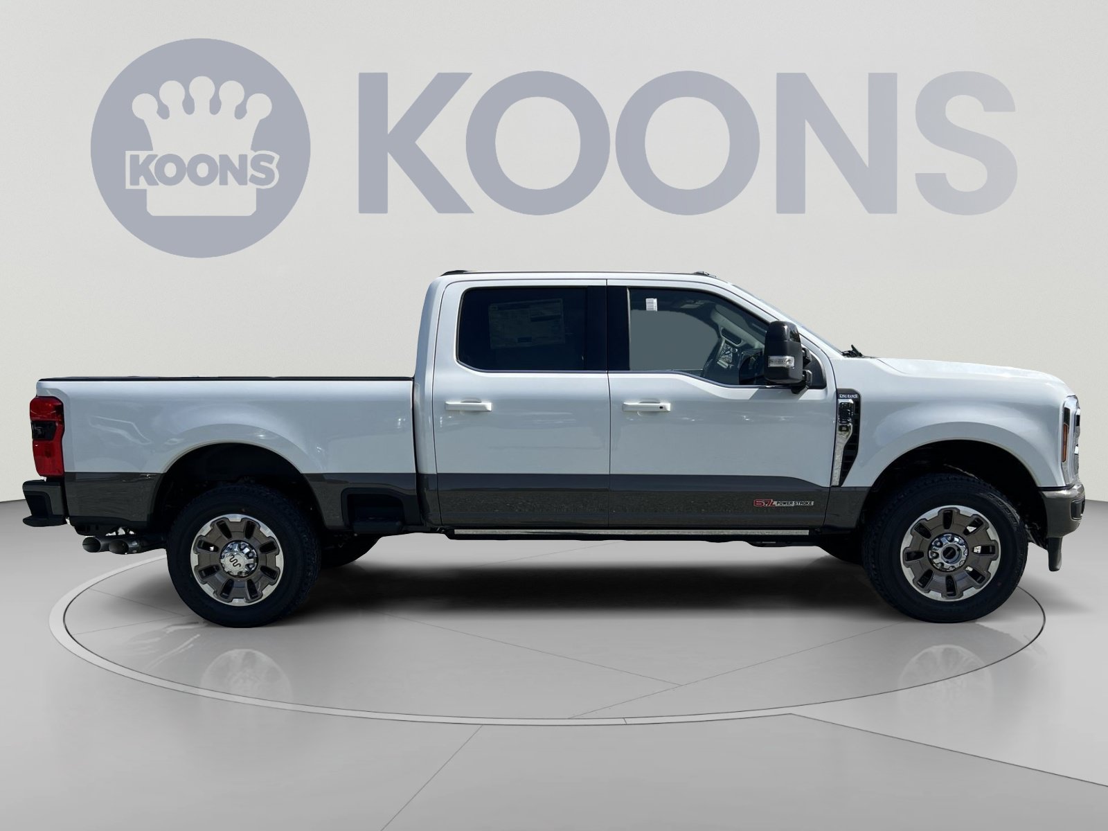New 2026 Ford F350 4x4 Crew Cab Super Duty image 8