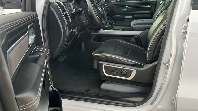 Used 2023 RAM 1500 Laramie AWD/4WD image 17