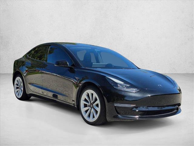 Used 2023 Tesla Model 3 Standard Range RWD image 3