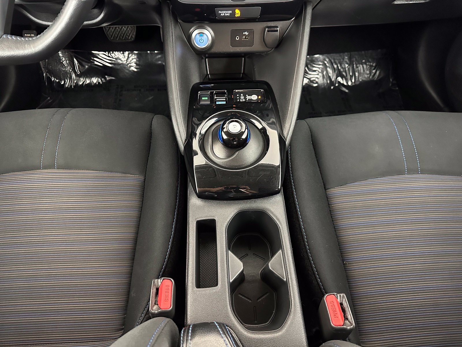 Used 2019 Nissan Leaf SV FWD image 13
