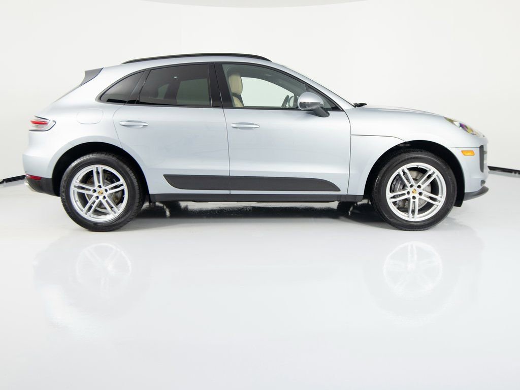 Certified 2021 Porsche Macan AWD/4WD image 11
