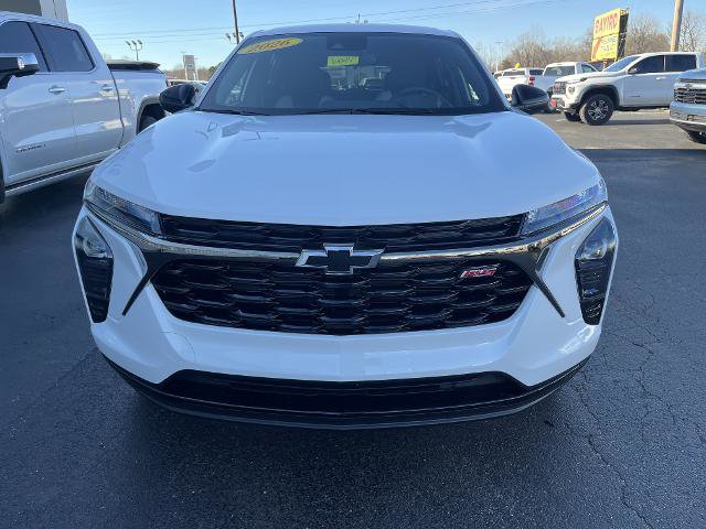 New 2026 Chevrolet Trax RS w/ Driver Confidence Package image 8