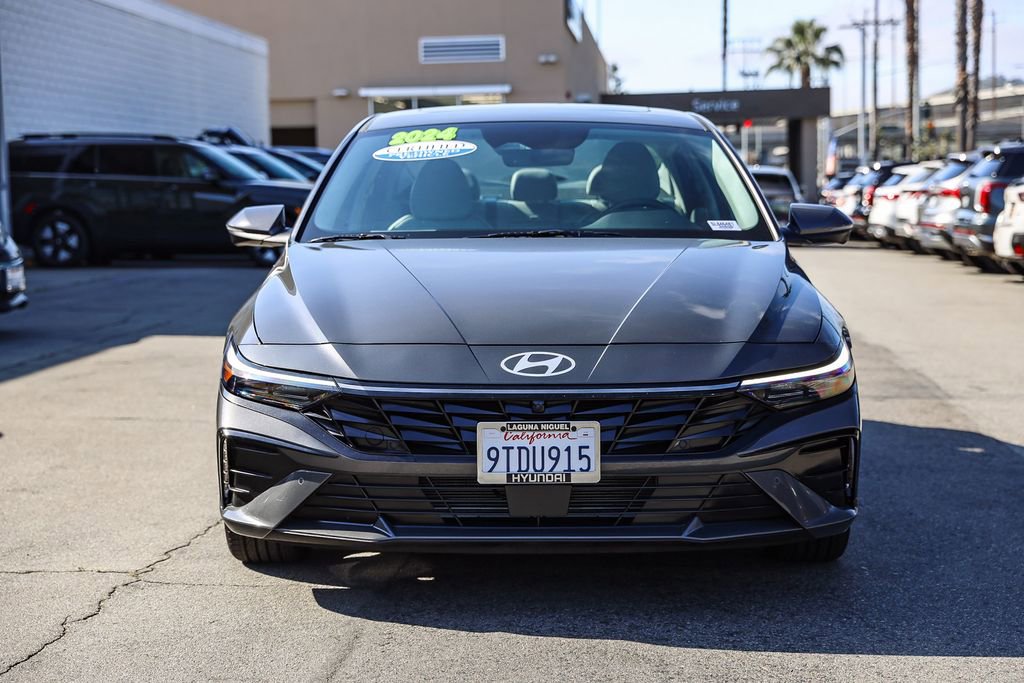 Certified 2024 Hyundai Elantra Limited image 2