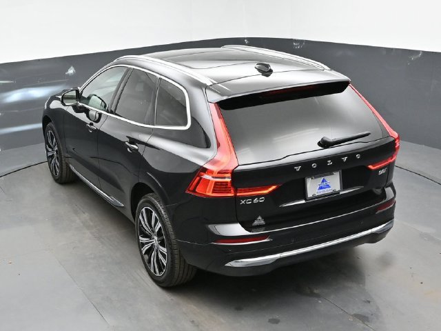 Used 2023 Volvo XC60 B5 Plus w/ Climate Package AWD/4WD image 46
