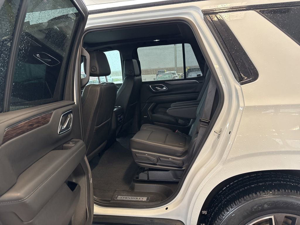 Used 2023 Chevrolet Tahoe Z71 w/ Luxury Package image 24