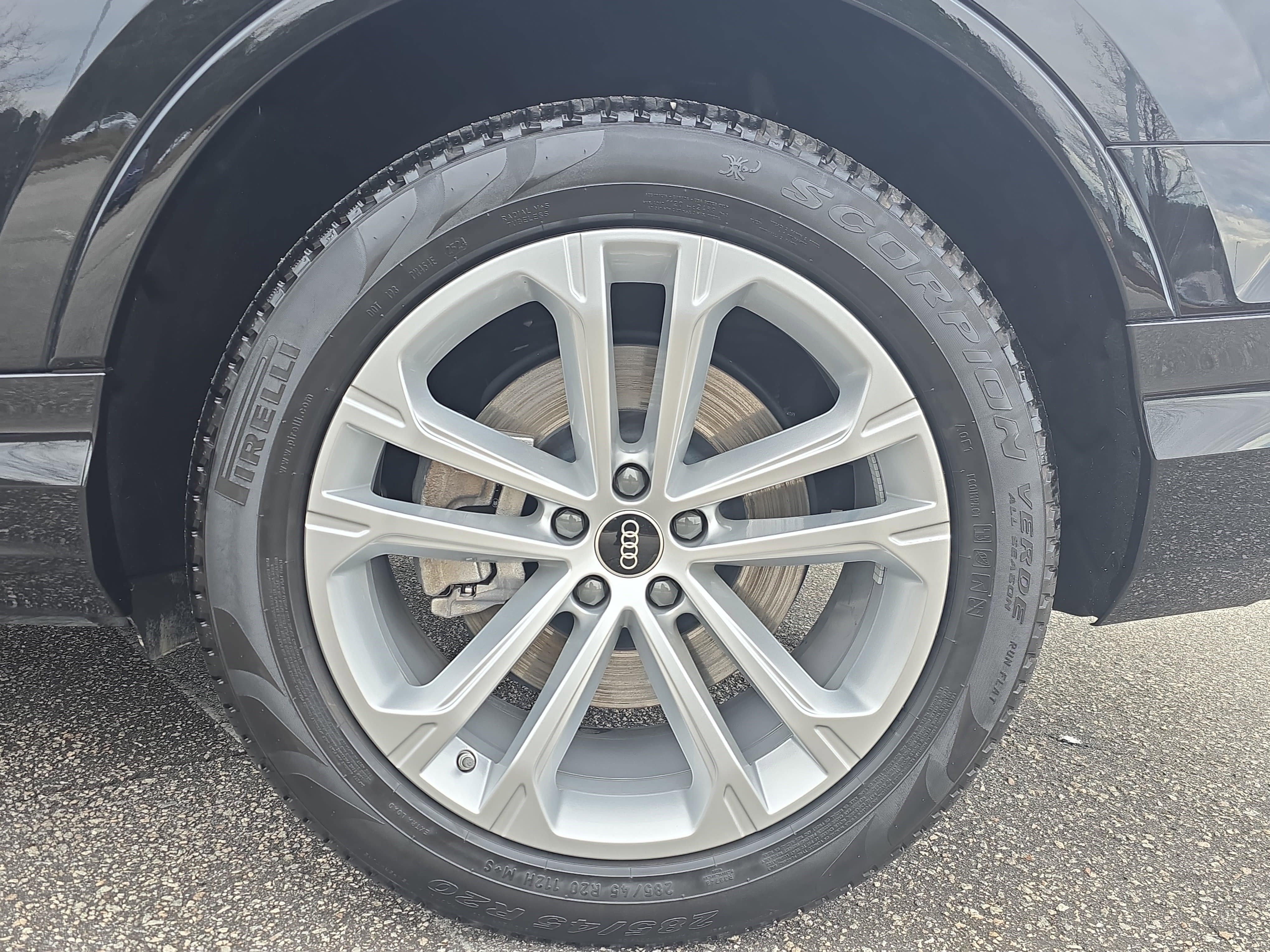 Used 2025 Audi Q7 3.0T Prestige w/ Prestige Package image 32