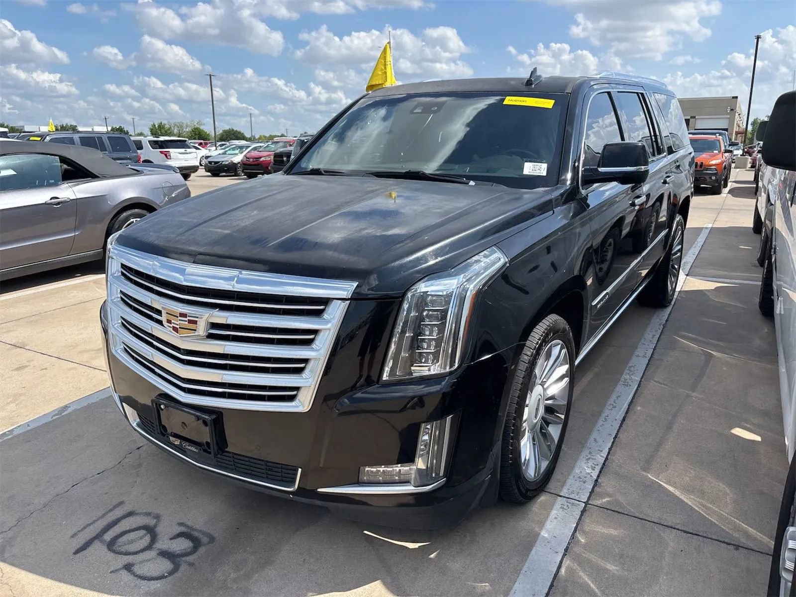 Used 2016 Cadillac Escalade ESV Platinum AWD/4WD image 2