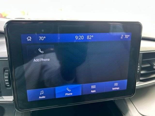 Used 2023 Ford Explorer XLT w/ Equipment Group 202A AWD/4WD image 25