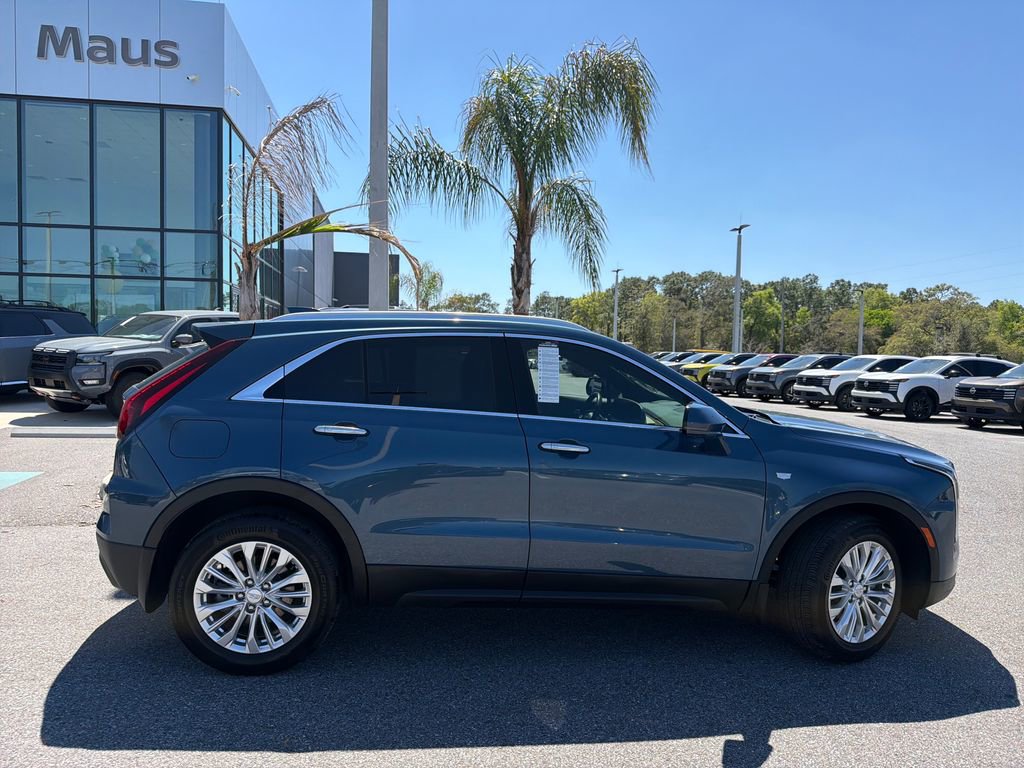 Used 2024 Cadillac XT4 Luxury image 8