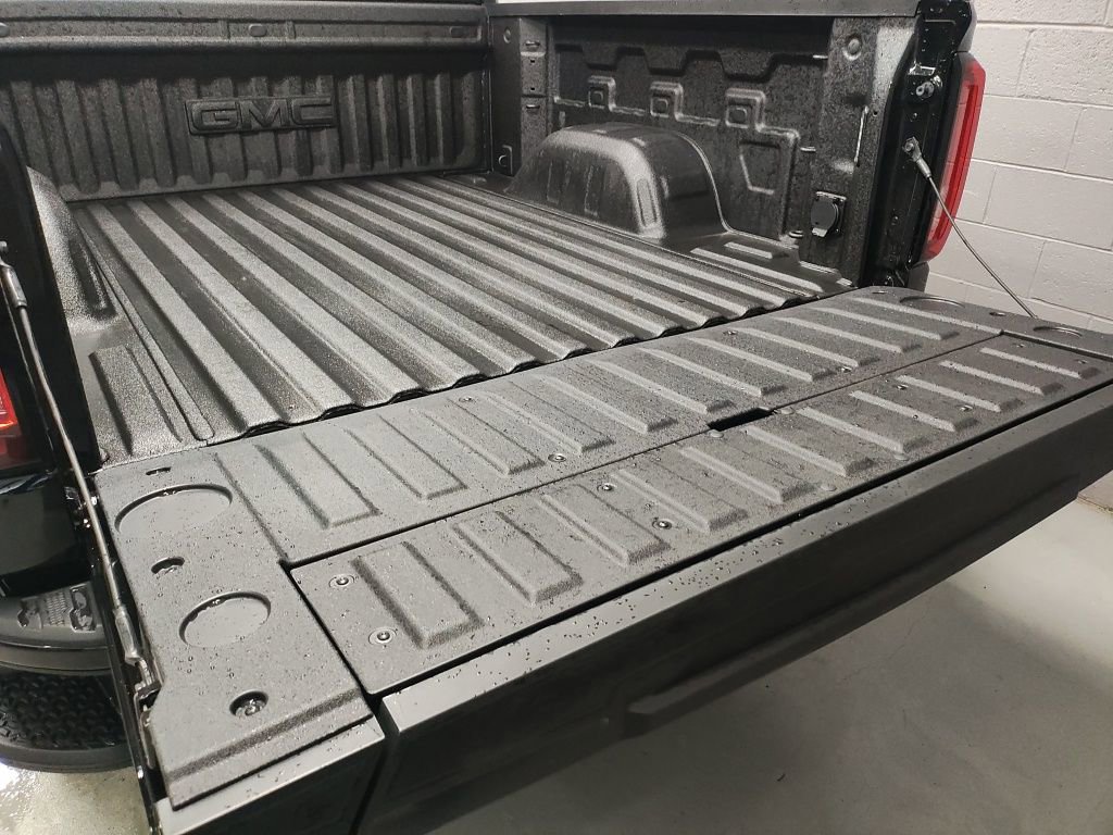 New 2026 GMC Sierra 1500 AT4 w/ AT4 Premium Package AWD/4WD image 21