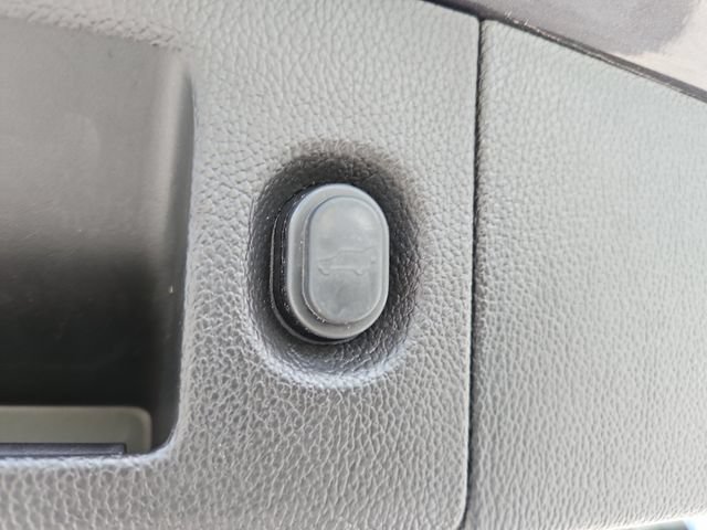 Used 2015 Cadillac Escalade ESV Premium AWD/4WD image 7