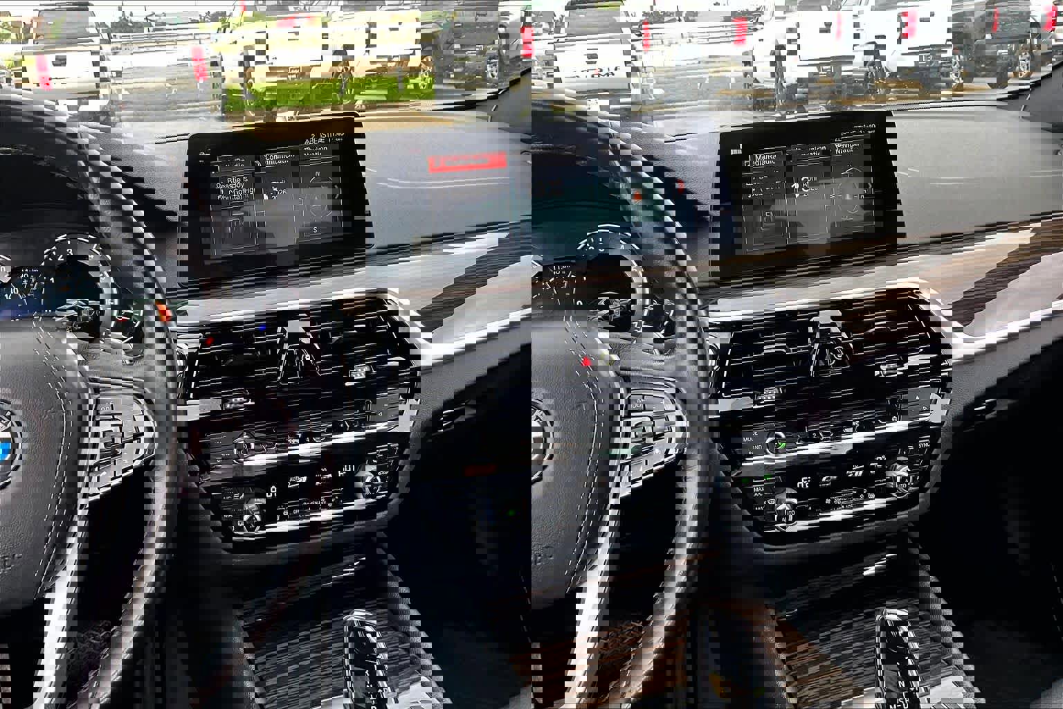 Used 2019 BMW 530i w/ Convenience Package image 7