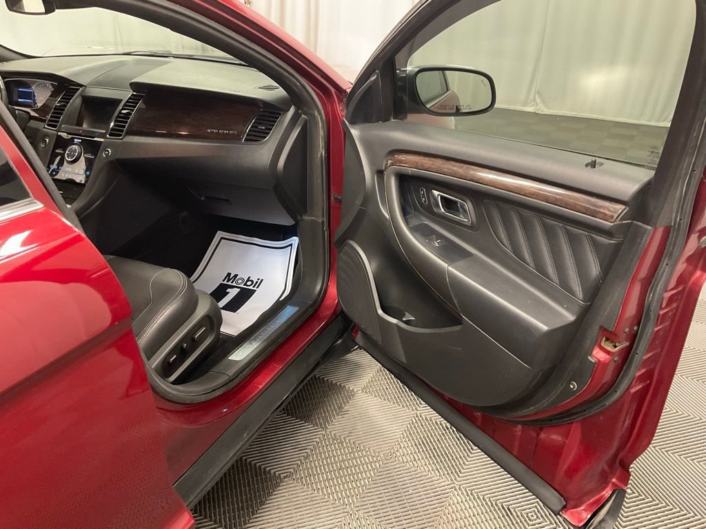 Used 2015 Ford Taurus Limited w/ Equipment Group 301A image 24