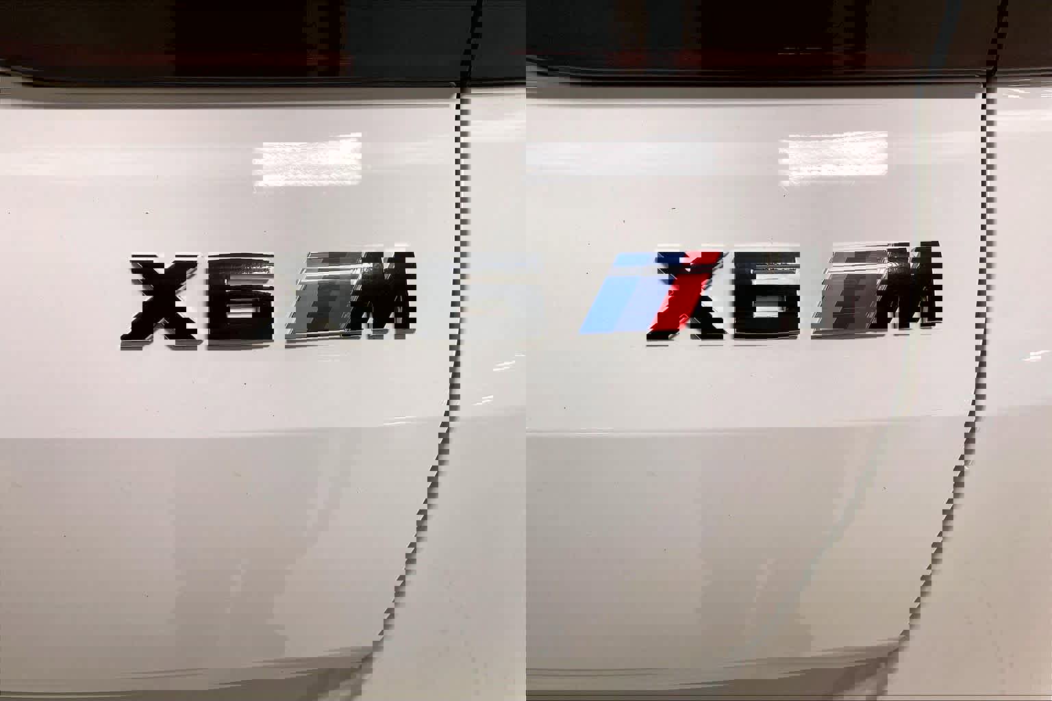 Used 2023 BMW X6 M image 9