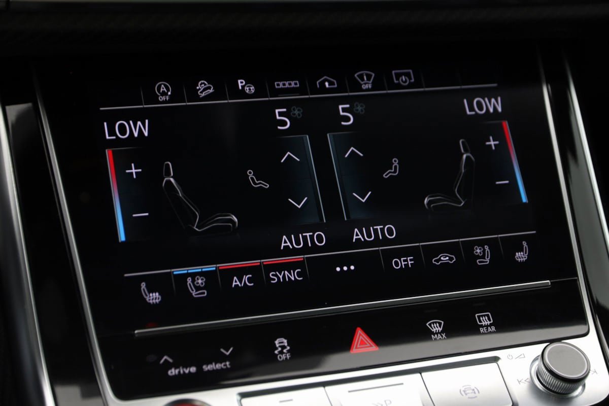 Used 2023 Audi RS Q8 AWD/4WD image 39