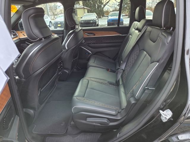 Used 2023 Jeep Grand Cherokee L Summit image 20