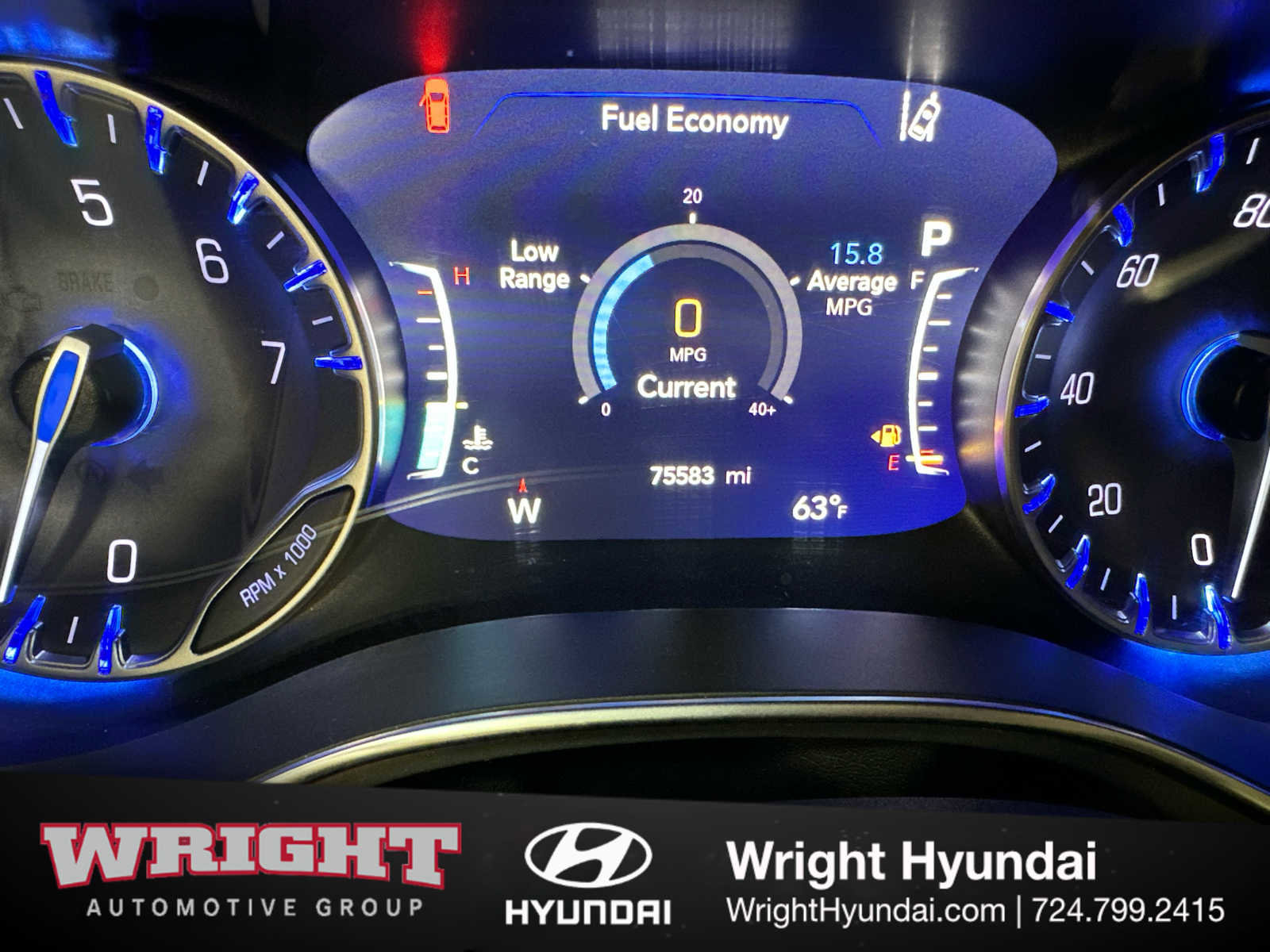 Used 2025 Chrysler Pacifica Limited image 24