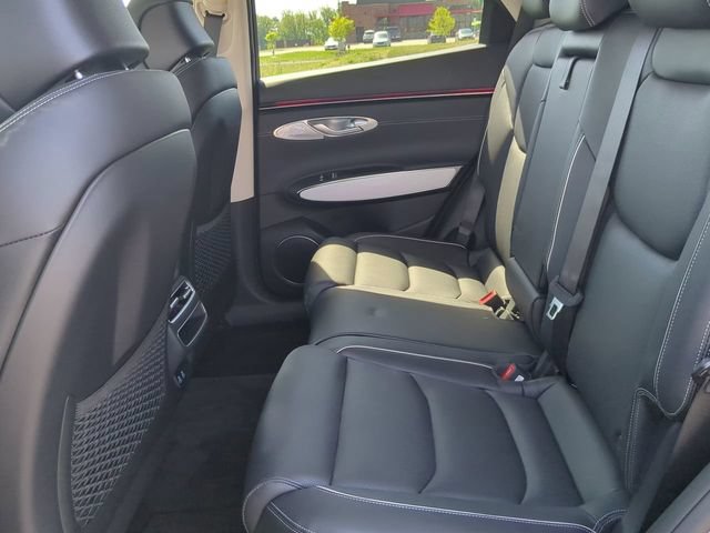 New 2026 Genesis GV70 2.5T Advanced AWD/4WD image 12