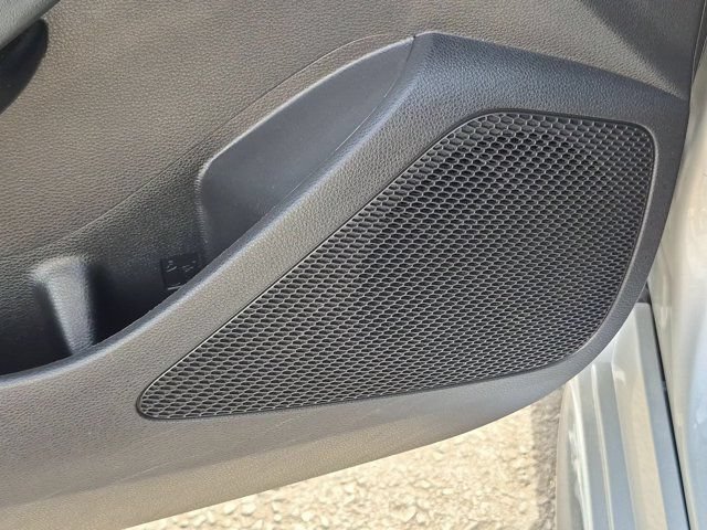 Used 2020 Toyota Corolla SE FWD image 16