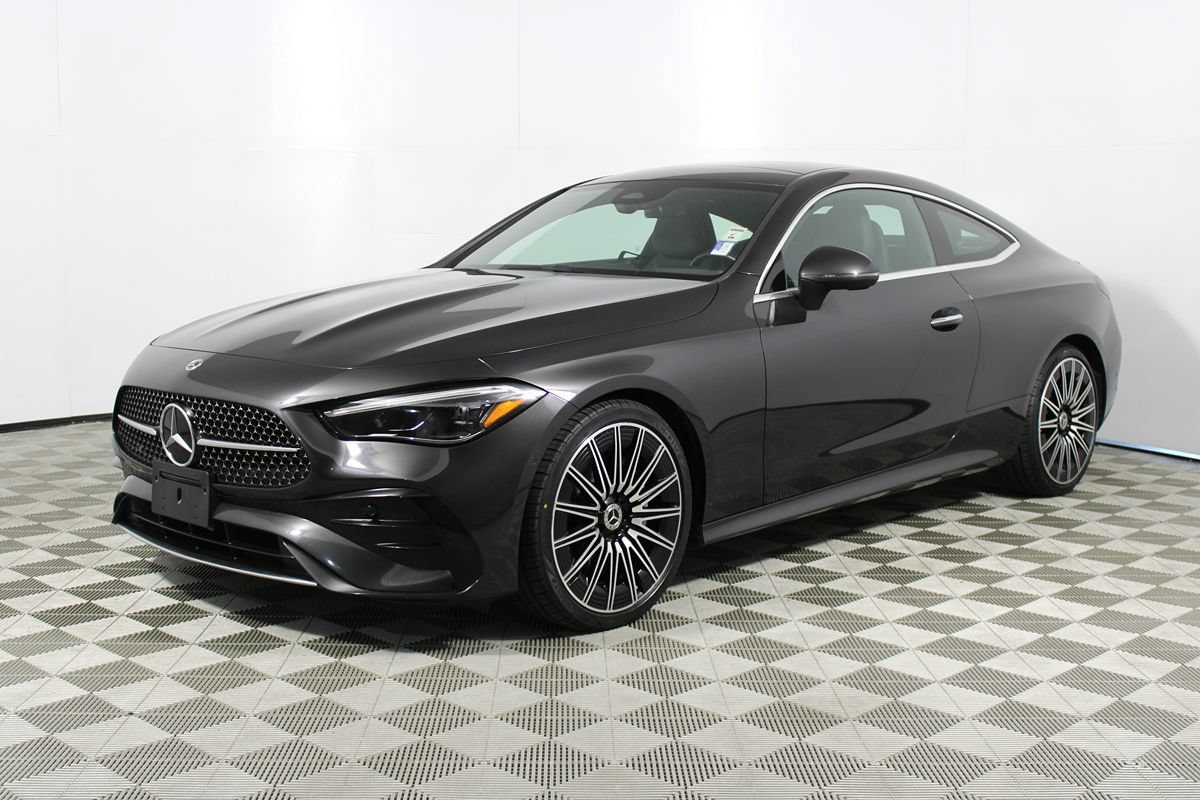 Used 2025 Mercedes-Benz CLE 300 4MATIC Coupe image 28