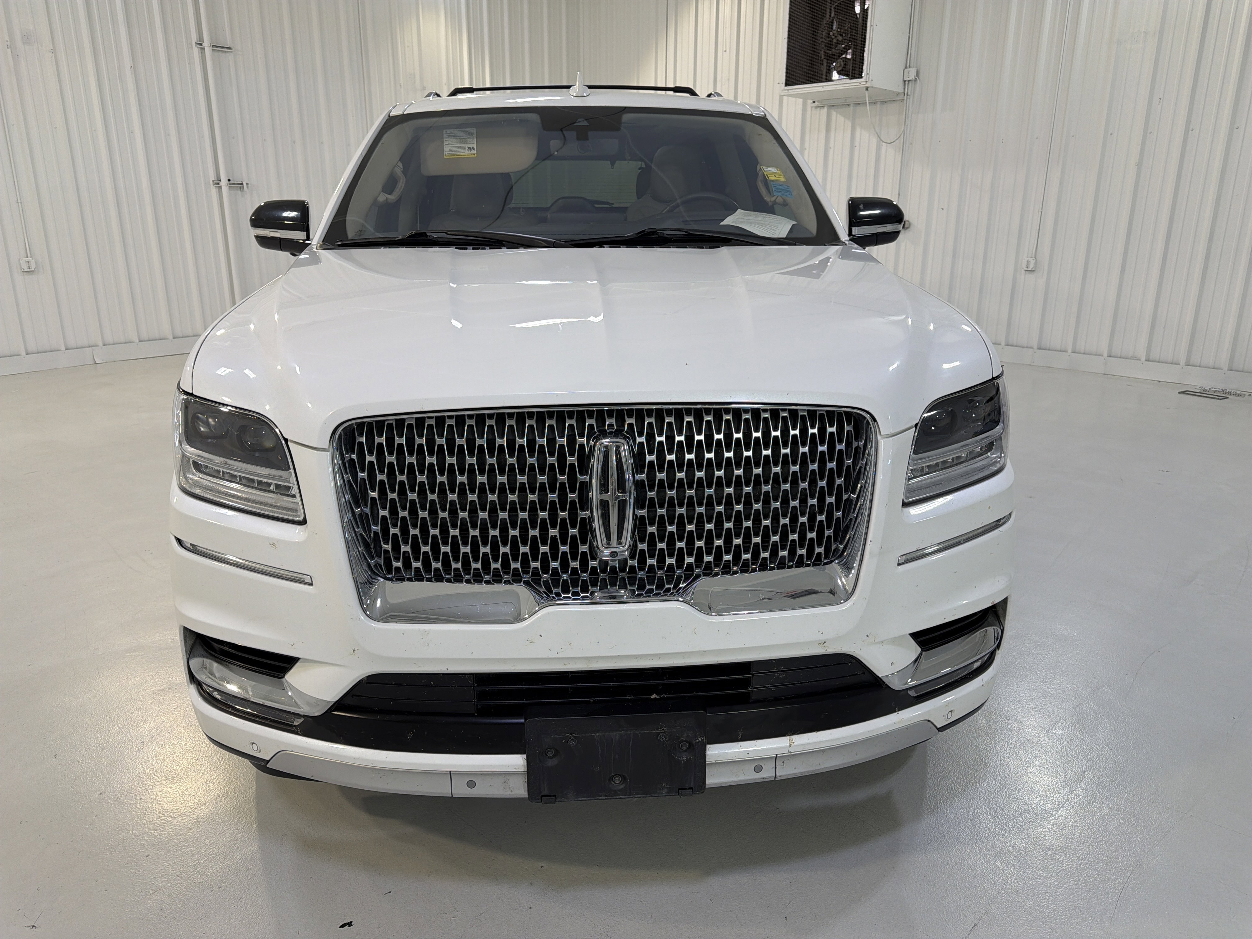 Used 2020 Lincoln Navigator Reserve w/ Luxury Package RWD image 8