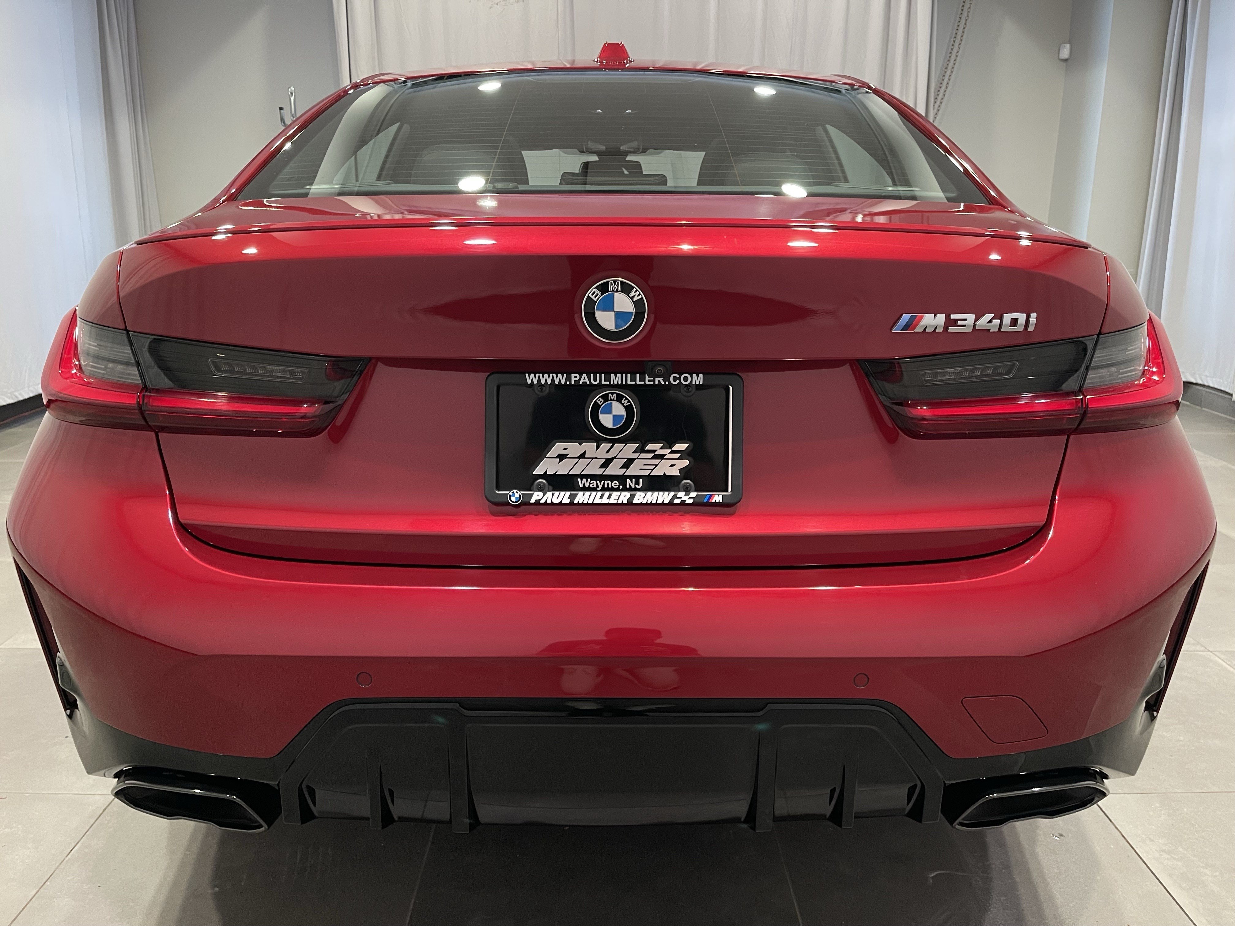 Used 2025 BMW M340i Sedan RWD image 5
