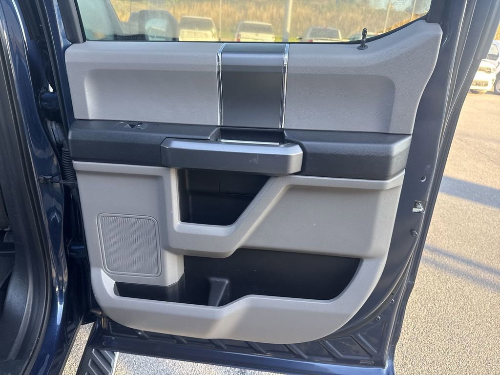 Used 2018 Ford F150 XLT w/ Equipment Group 302A Luxury AWD/4WD image 23