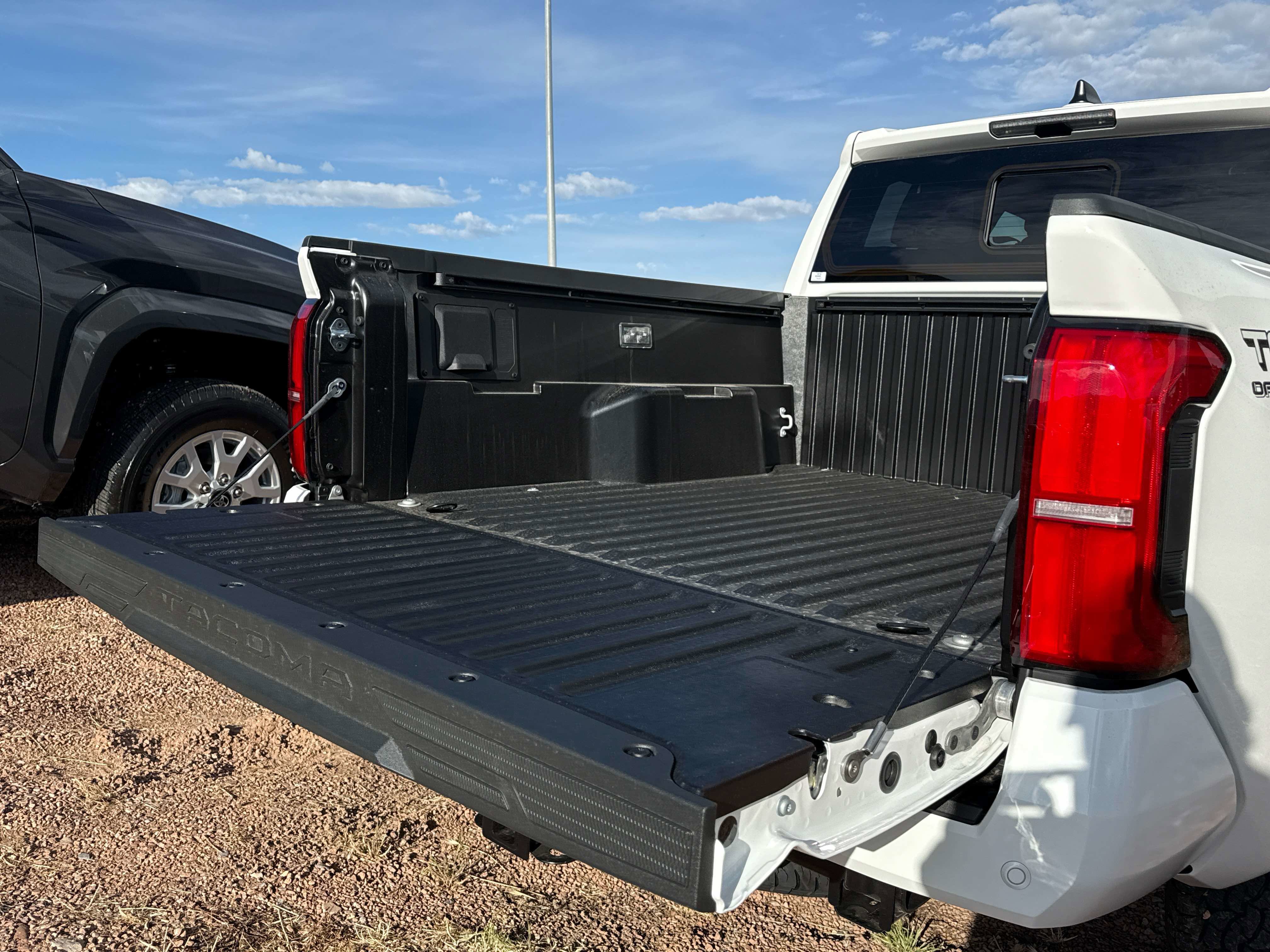 New 2026 Toyota Tacoma TRD Off-Road w/ TRD Off Road Upgrade Package AWD/4WD image 11