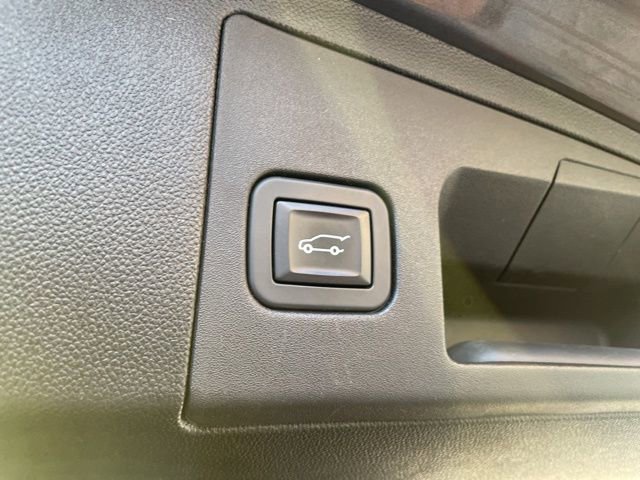 Used 2019 Cadillac XT5 AWD image 9