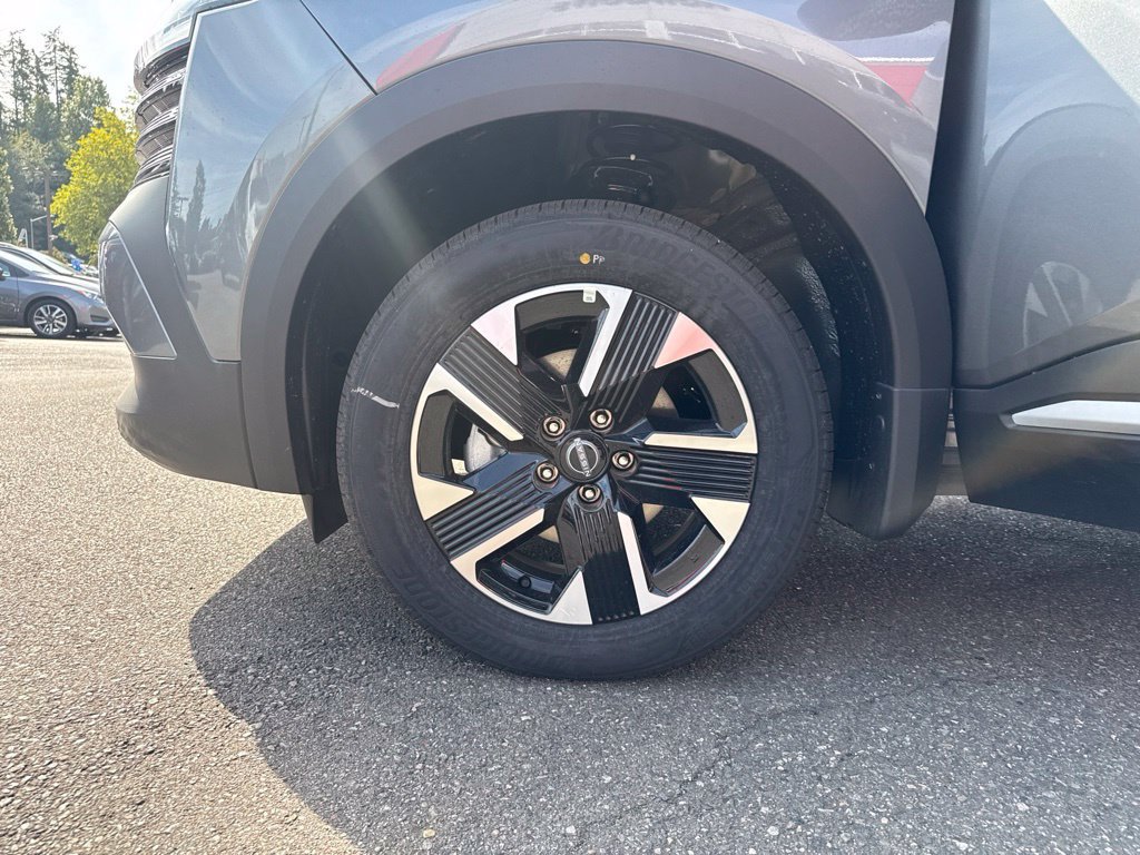 New 2026 Nissan Kicks SV w/ SV Premium Package AWD/4WD image 28