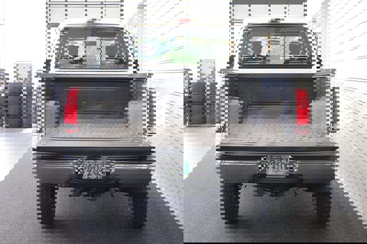 Used 2002 Ford F250 XLT image 15