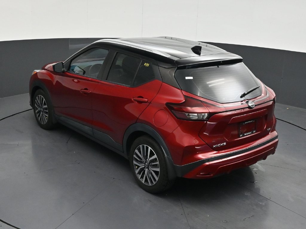 Used 2022 Nissan Kicks SV FWD image 17