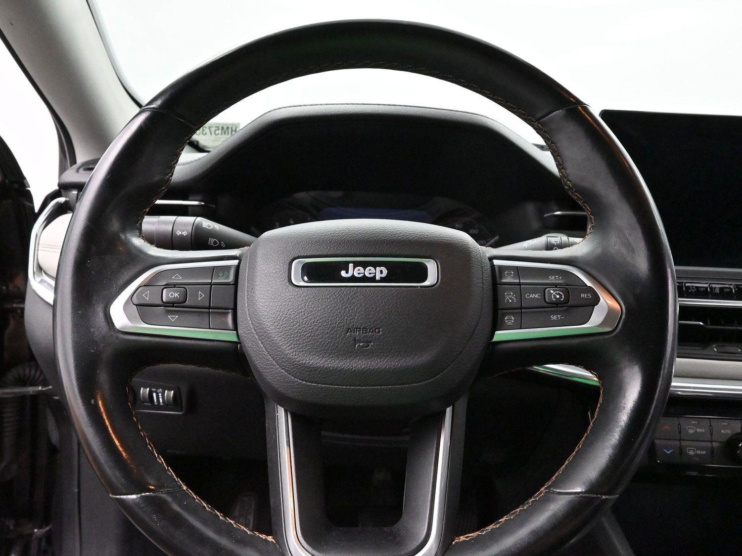 Used 2022 Jeep Compass Limited image 16