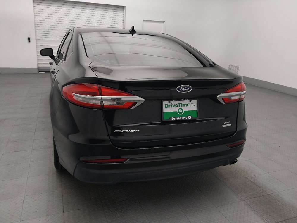 Used 2020 Ford Fusion SE FWD image 6