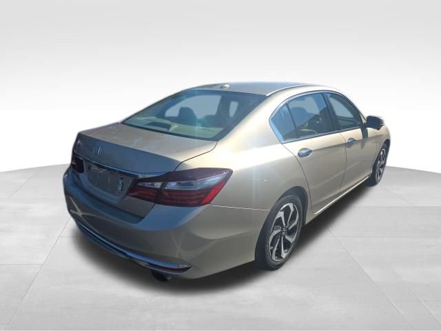 Used 2016 Honda Accord EX image 5