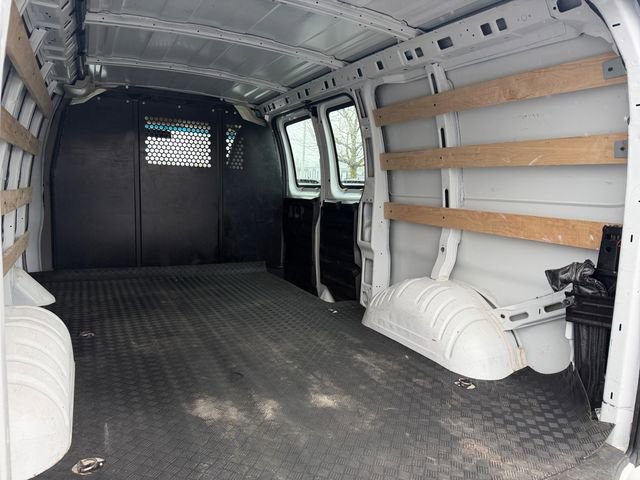 Used 2024 Chevrolet Express 2500 w/ Driver Convenience Package image 30