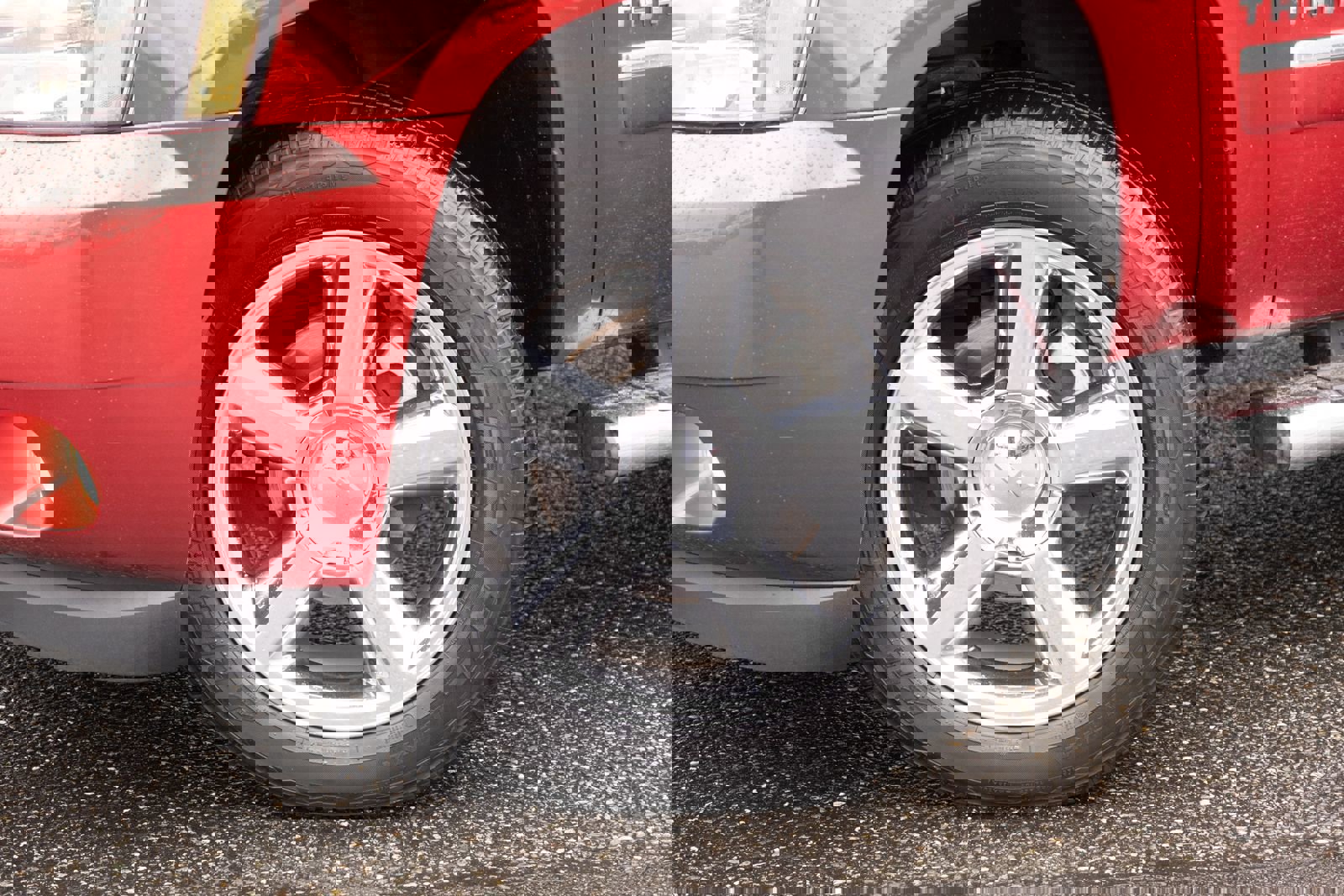 Used 2014 Chevrolet Tahoe LTZ AWD/4WD image 26