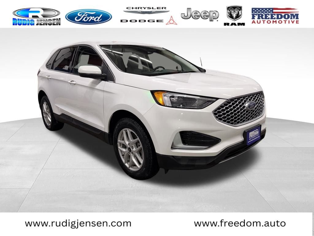Used 2024 Ford Edge SEL image 1