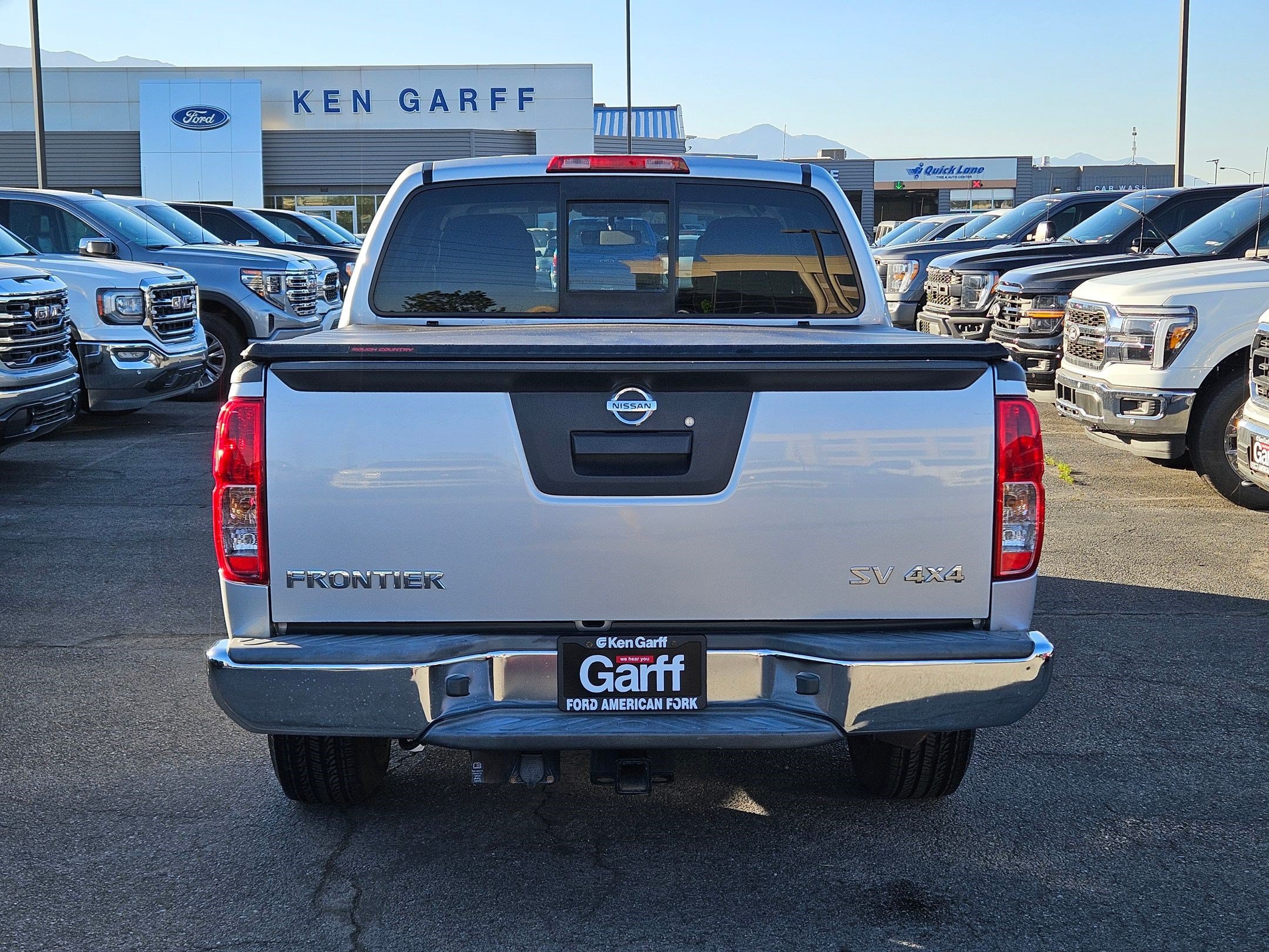 Used 2015 Nissan Frontier SV AWD/4WD image 7