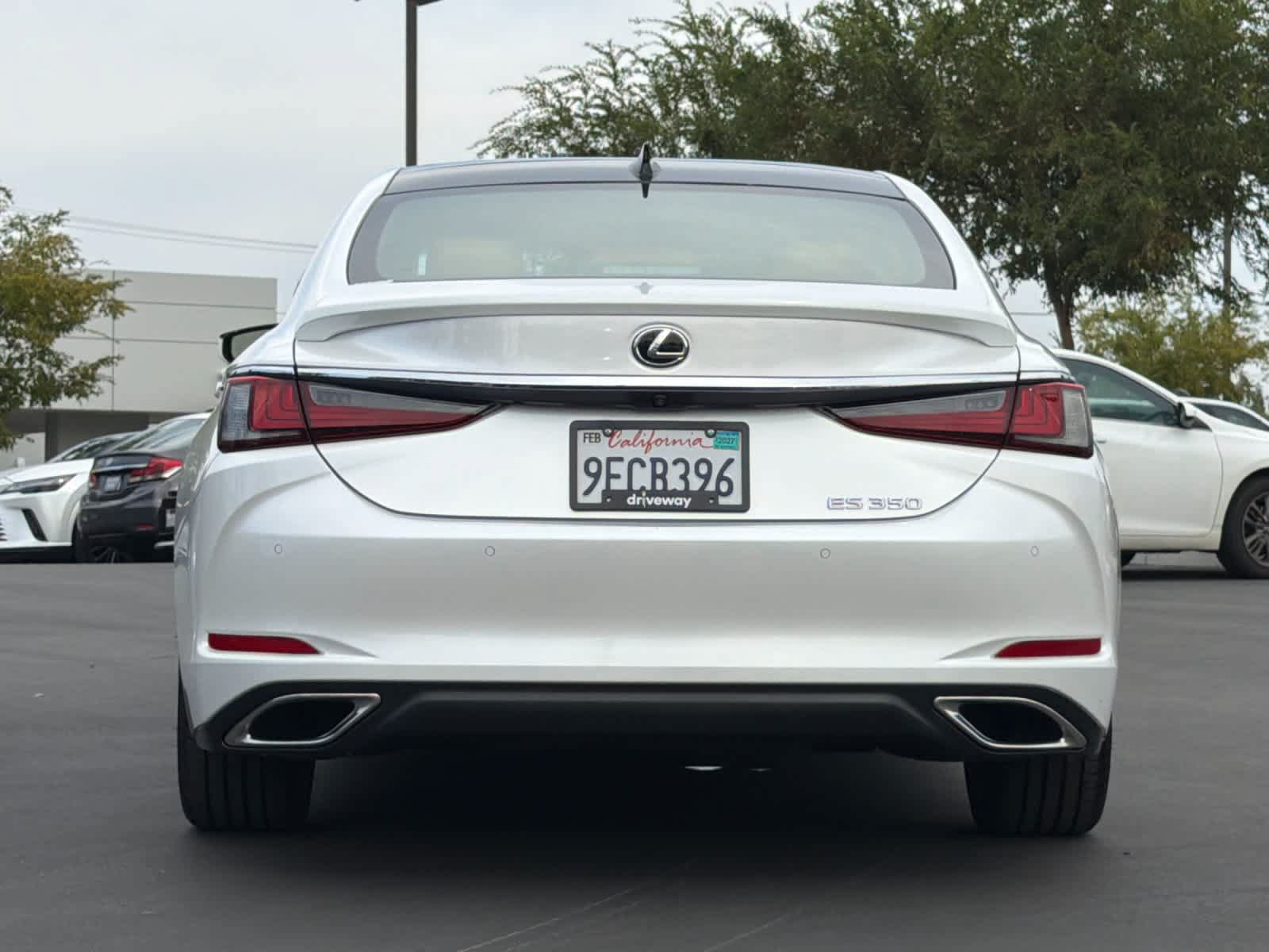 Certified 2023 Lexus ES 350 w/ Luxury Package FWD image 8