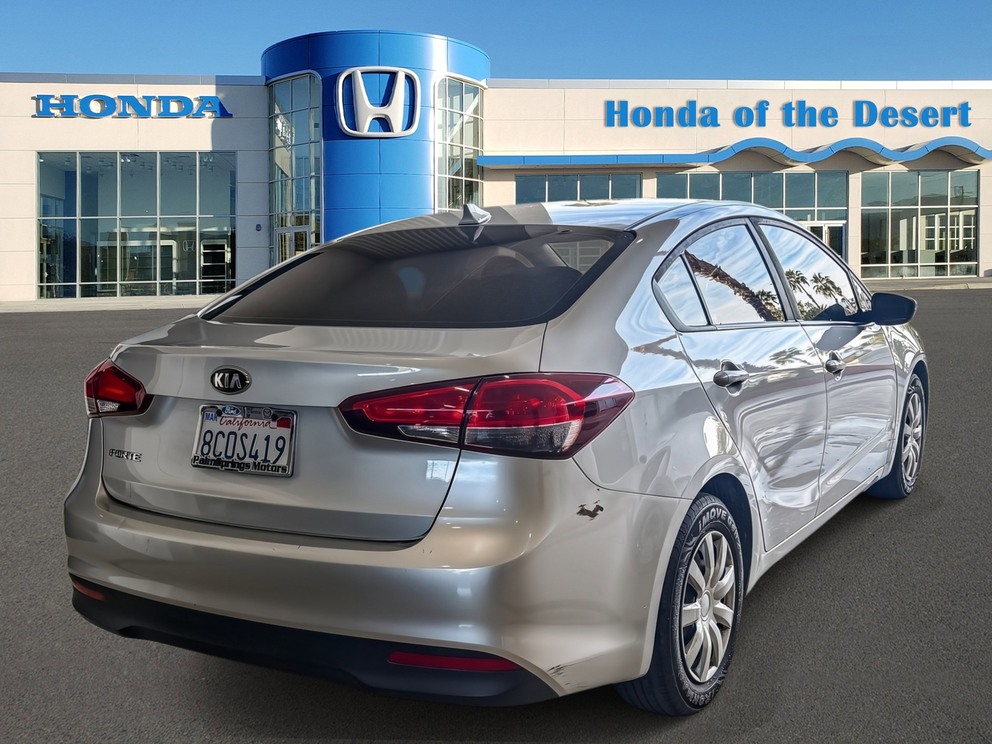 Used 2018 Kia Forte LX image 7