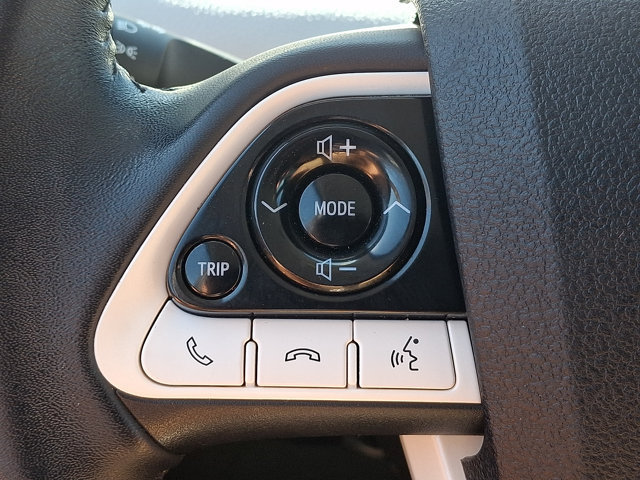 Used 2018 Toyota Prius Four FWD image 21