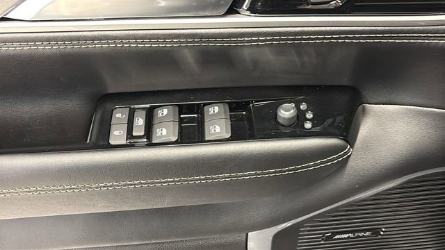 New 2026 Jeep Grand Wagoneer 4WD image 13