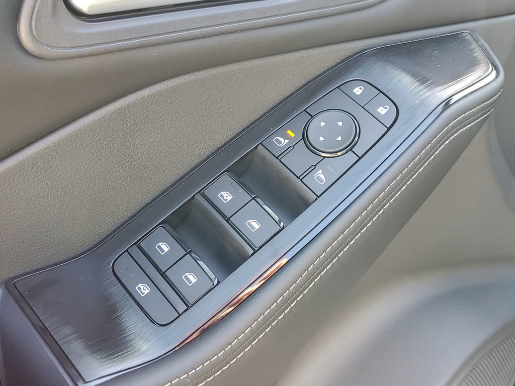 New 2026 Nissan Rogue SV w/ Cold Weather Package FWD image 19