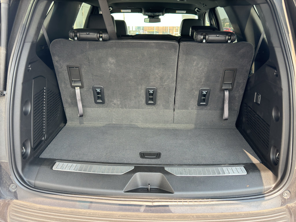 Used 2025 Chevrolet Tahoe Z71 AWD/4WD image 10