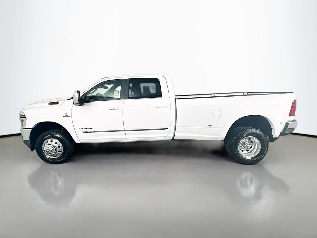 New 2025 RAM 3500 Limited w/ Towing Technology Group AWD/4WD image 4