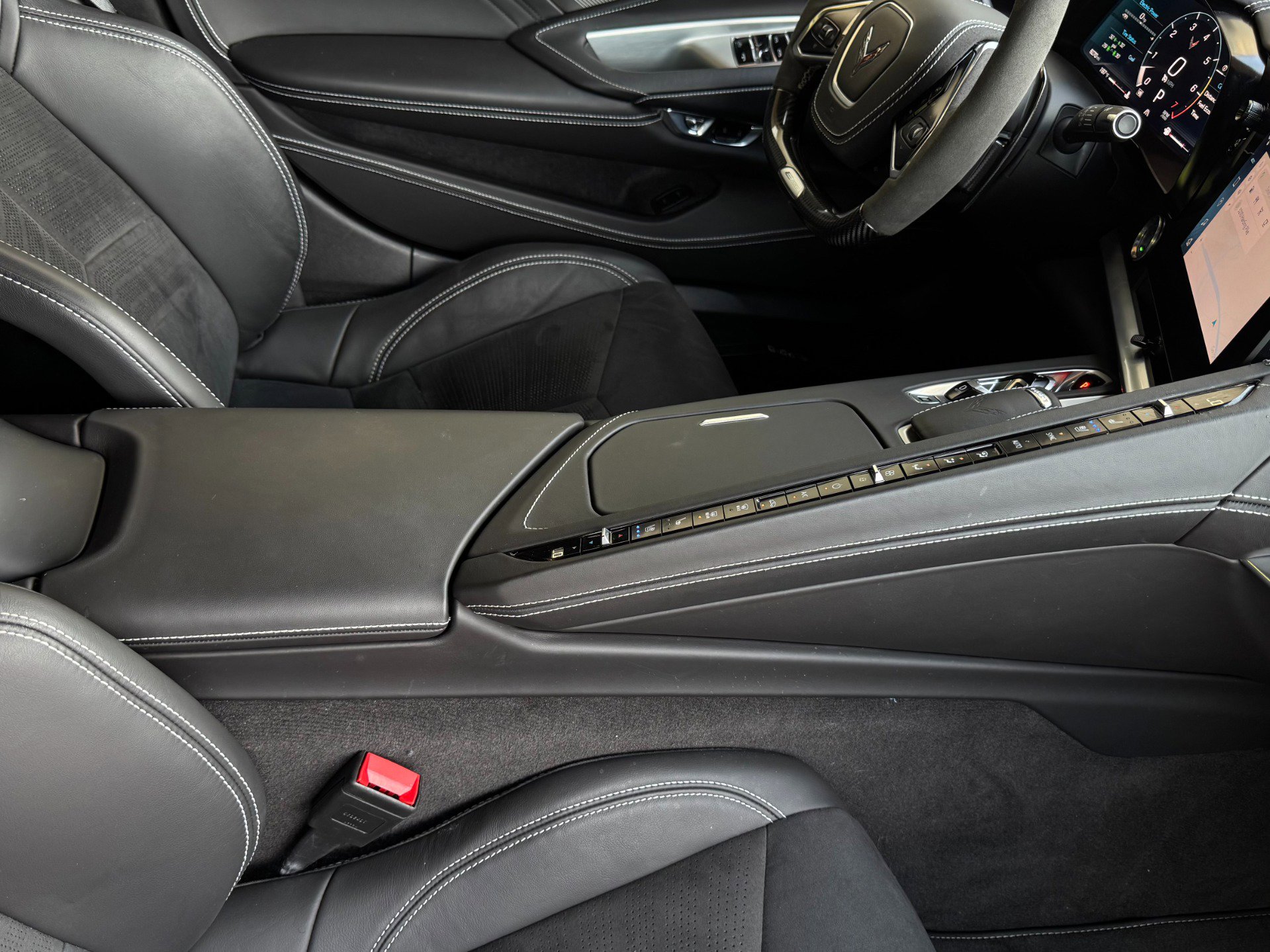 Used 2025 Chevrolet Corvette E-Ray w/ Battery Protection Package image 30