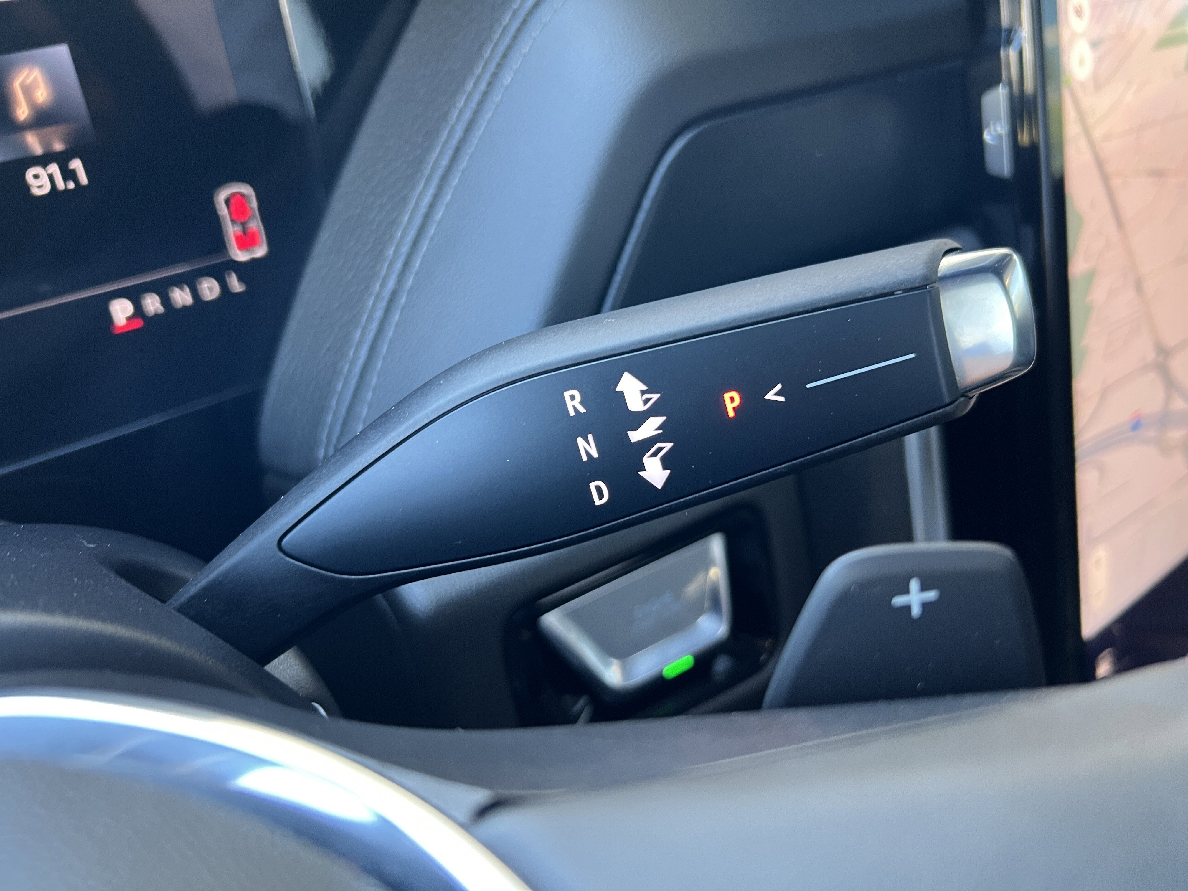 Used 2025 GMC Yukon XL Denali image 37