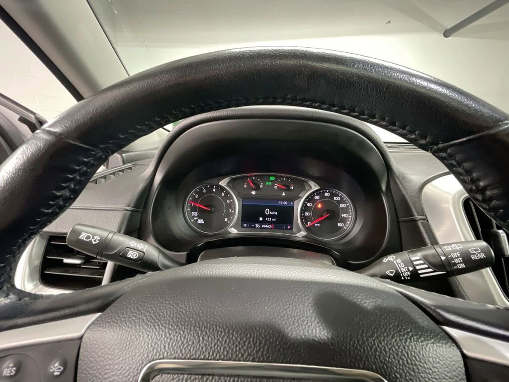 Used 2022 GMC Terrain SLT image 11