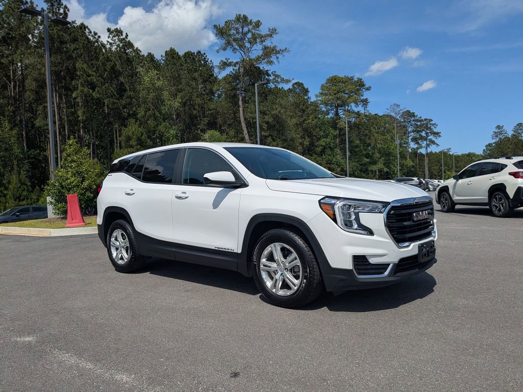 Used 2024 GMC Terrain SLE FWD video 2
